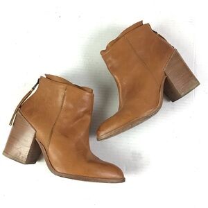 Baske California Lakota Tan Leather Ankle Boots with Chunky Heel Women’s Size 7